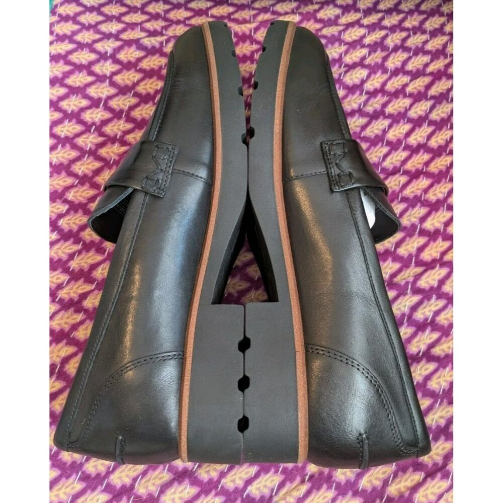 Vionic Black Leather Penny Loafers with Brown Trim - Picture 6 of 8